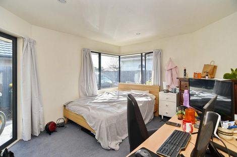 Photo of property in 30a Peer Street, Upper Riccarton, Christchurch, 8041