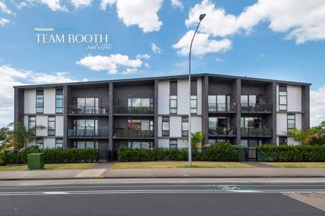 Photo of property in 202/165 Lake Road, Northcote, Auckland, 0627