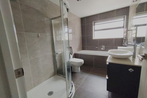 Photo of property in 14 Golden Morning Drive, Albany Heights, Auckland, 0632