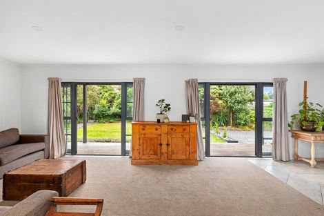 Photo of property in 49 Matakana Valley Road, Matakana, Warkworth, 0985