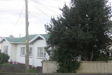Photo of property in 4/4a Te Mome Road, Alicetown, Lower Hutt, 5010