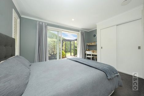 Photo of property in 58 Muriwai Road, Waimauku, 0812