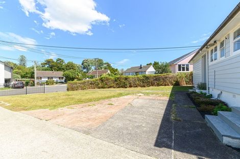 Photo of property in 1/11 Hill Crescent, New Lynn, Auckland, 0600