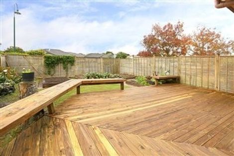 Photo of property in 1 Braestar Court, Henderson, Auckland, 0612