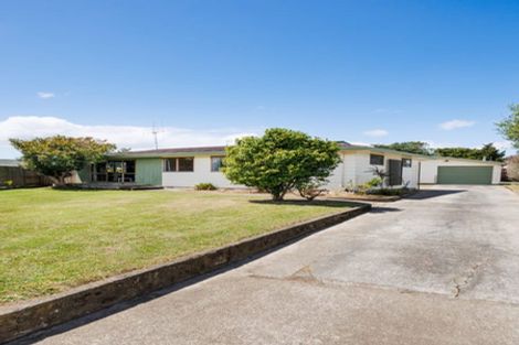 Photo of property in 3 Clutha Place, Westbrook, Palmerston North, 4412