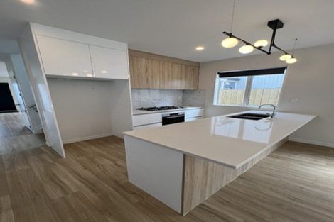 Photo of property in 47 Pohewa Road, Silverdale, 0932