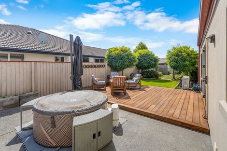 Photo of property in 12 Annaby Drive, Northwood, Christchurch, 8051