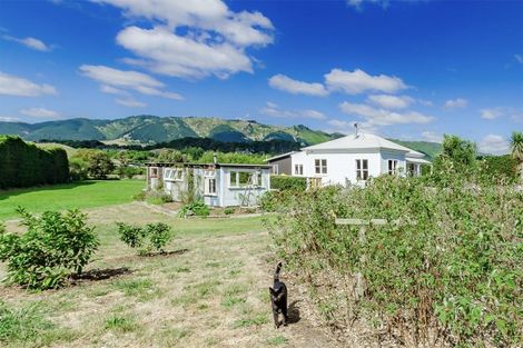 Photo of property in 17 Paetawa Road, Peka Peka, Waikanae, 5391