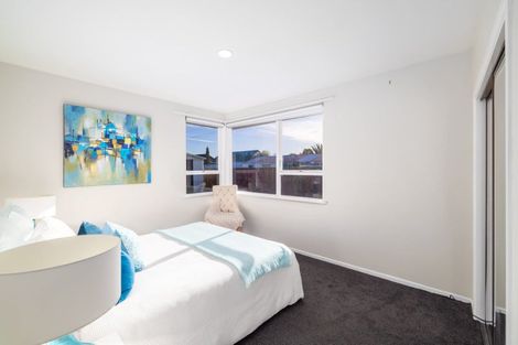 Photo of property in 40 Inwoods Road, Parklands, Christchurch, 8083