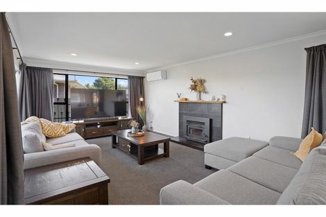 Photo of property in 5 Carbine Place, Sockburn, Christchurch, 8042