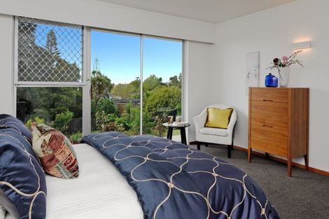 Photo of property in 12 Sunnylaw Place, Glen Eden, Auckland, 0602