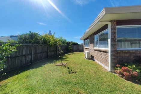 Photo of property in 5/54 Lakeside Drive, Orewa, 0931