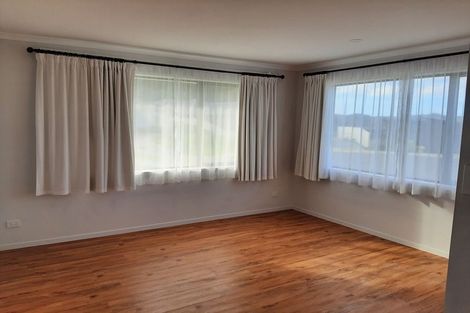 Photo of property in 13 Maui Place, Spotswood, New Plymouth, 4310