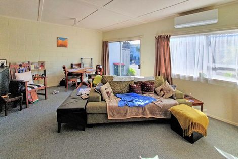 Photo of property in 48a Pitcairn Street, Oakura, 4314