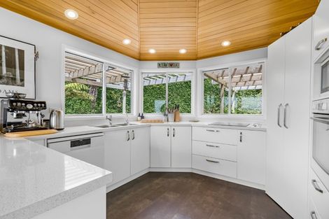 Photo of property in 23a Aberdeen Road, Castor Bay, Auckland, 0620