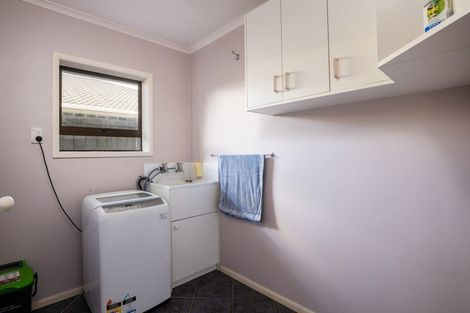 Photo of property in 167 Heta Road, Highlands Park, New Plymouth, 4312