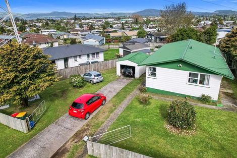 Photo of property in 72 Mallard Drive, Selwyn Heights, Rotorua, 3015