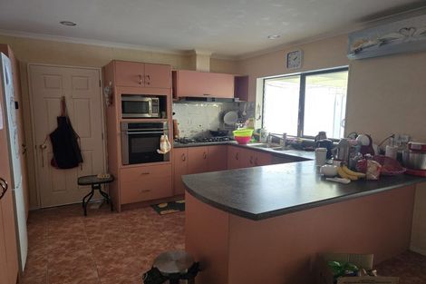 Photo of property in 9 Naul Place, East Tamaki Heights, Auckland, 2016