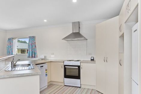 Photo of property in 2 Pohutukawa Way, Gate Pa, Tauranga, 3112