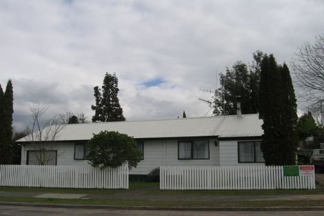 Photo of property in 28 Sylvania Drive, Matua, Tauranga, 3110