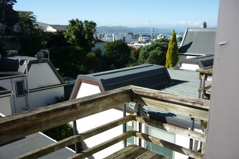 Photo of property in Sherwood Mews, 28l Bidwill Street, Mount Cook, Wellington, 6021