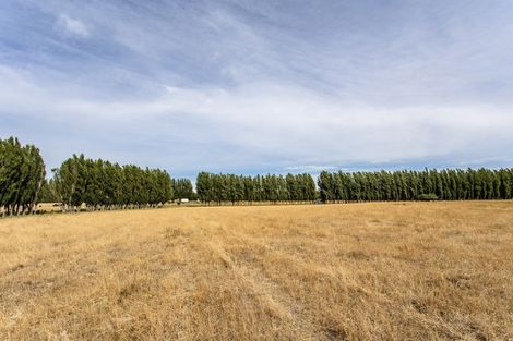 Photo of property in 10 Jelfs Road, Woodend Beach, Woodend, 7691