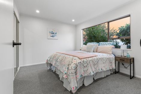 Photo of property in 4/90 Lynwood Road, New Lynn, Auckland, 0600
