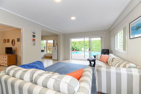 Photo of property in 38 Marywil Crescent, Hillcrest, Auckland, 0627