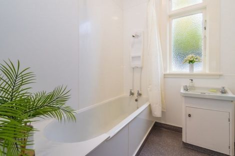 Photo of property in 5 Ainslee Place, North East Valley, Dunedin, 9010