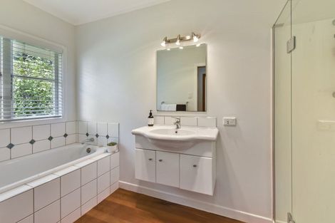 Photo of property in 142 Wymer Road, Glenbrook, Waiuku, 2681