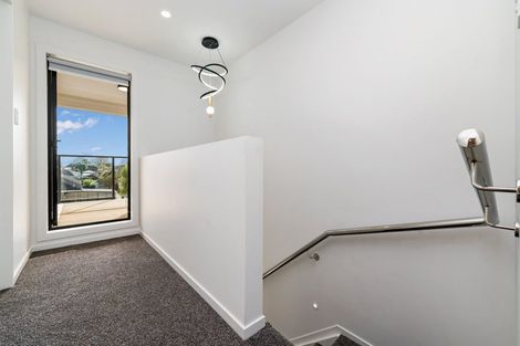 Photo of property in 5/63 Cambridge Terrace, Papatoetoe, Auckland, 2025