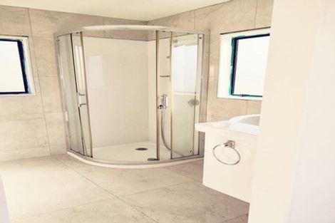 Photo of property in 7 Styca Place, Sunnyvale, Auckland, 0612