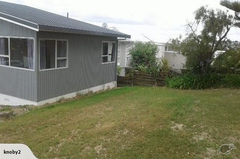 Photo of property in 14 Fairway Avenue, Red Beach, 0932