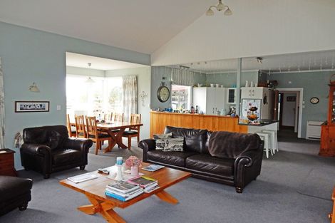 Photo of property in 2 Essex Street, Weston, Oamaru, 9401