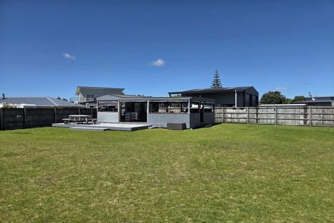 Photo of property in 104 Kauri Crescent, Matarangi, Whitianga, 3592