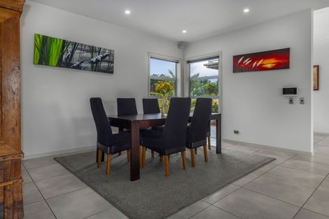 Photo of property in 75b Paremata Haywards Road, Pauatahanui, Porirua, 5381