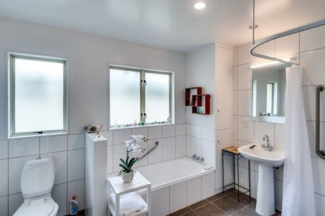 Photo of property in 48a Mchardy Street, Havelock North, 4130