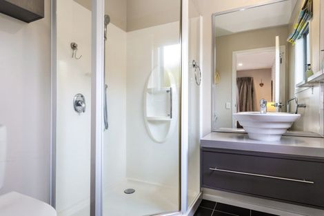 Photo of property in 10 Harling Close, Nukuhau, Taupo, 3330