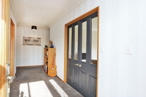 Photo of property in 10 Tui Place, Otatara, Invercargill, 9879