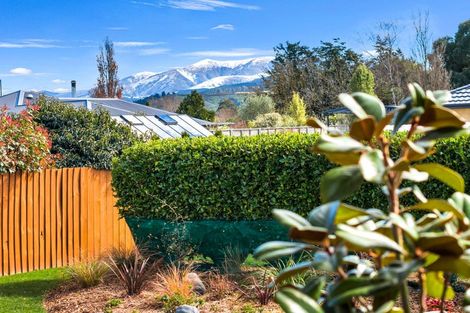 Photo of property in 4 Stonebridge Lane, Oxford, 7430