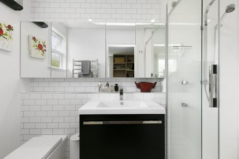 Photo of property in 66 Penrose Street, Woburn, Lower Hutt, 5010