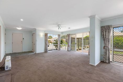 Photo of property in 21 Lavender Place, Papamoa Beach, Papamoa, 3118
