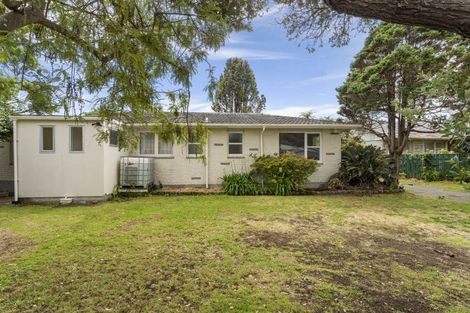 Photo of property in 5 Awatea Avenue, Paraparaumu, 5032