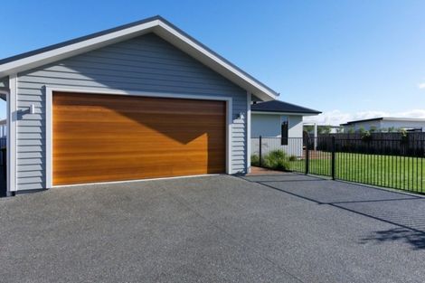 Photo of property in 8 Boysenberry Grove, Richmond, 7020