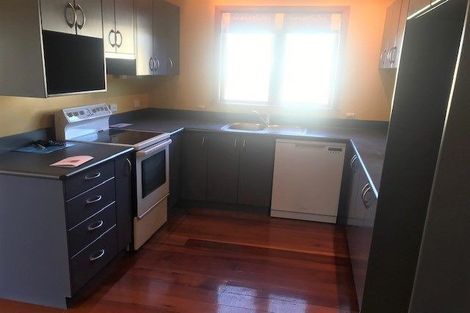 Photo of property in 2 Travis Street, Taradale, Napier, 4112