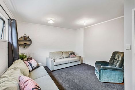 Photo of property in 54 The Circle, Manly, Whangaparaoa, 0930