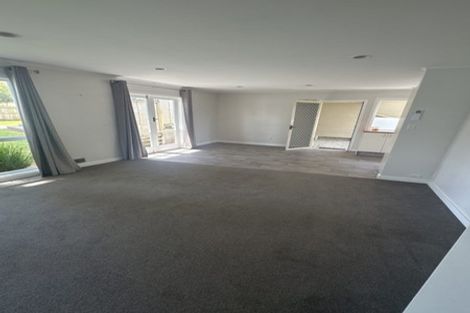 Photo of property in 9 Pakuranga Road, Pakuranga, Auckland, 2010