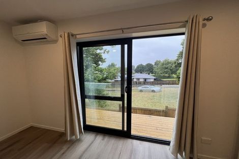 Photo of property in 15 Matukutureia Lane, Manurewa, 2102