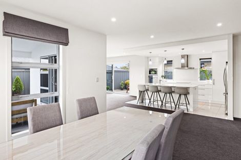 Photo of property in 11 Percy Berry Place, Havelock North, 4130