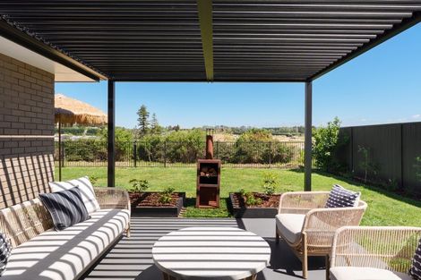 Photo of property in 25 Pioneer Crescent, Omokoroa, 3114